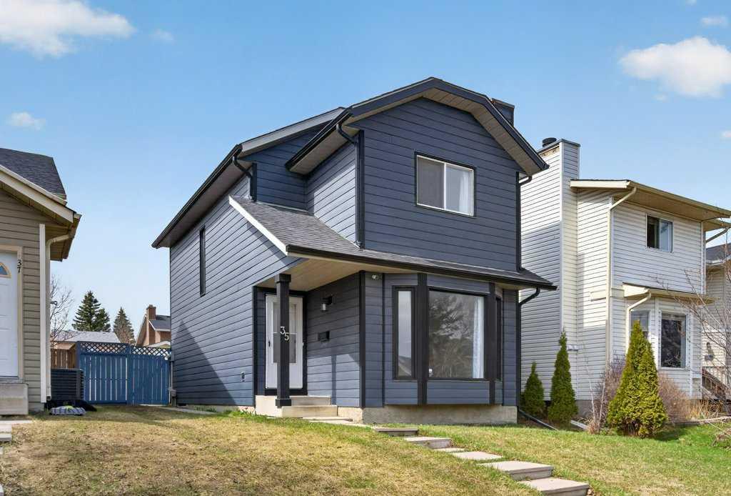 35 Martinview Crescent NE, A2304500, Alberta,