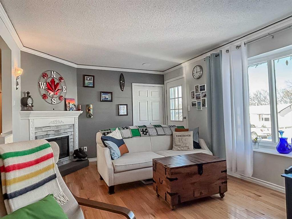 Fourth View of 4806 53 Avenue , NONE, Valleyview, Alberta, T0H 3N0