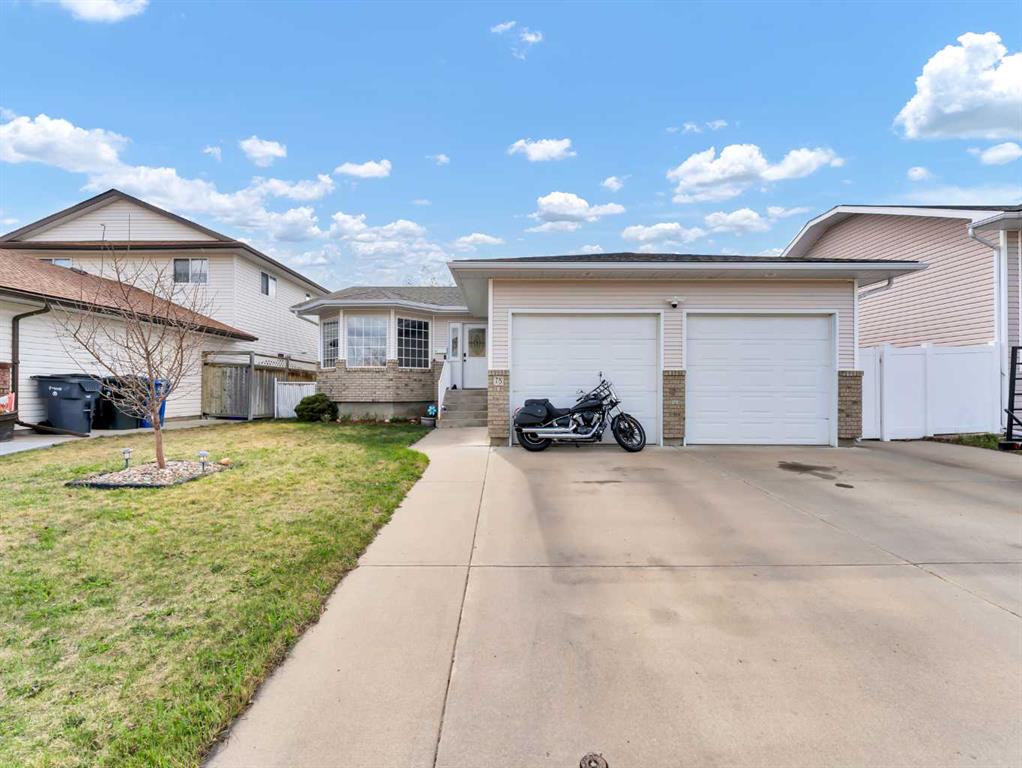 Main View of 78 Stein Close SE, SE Southridge, Medicine Hat, Alberta, T1B4M8