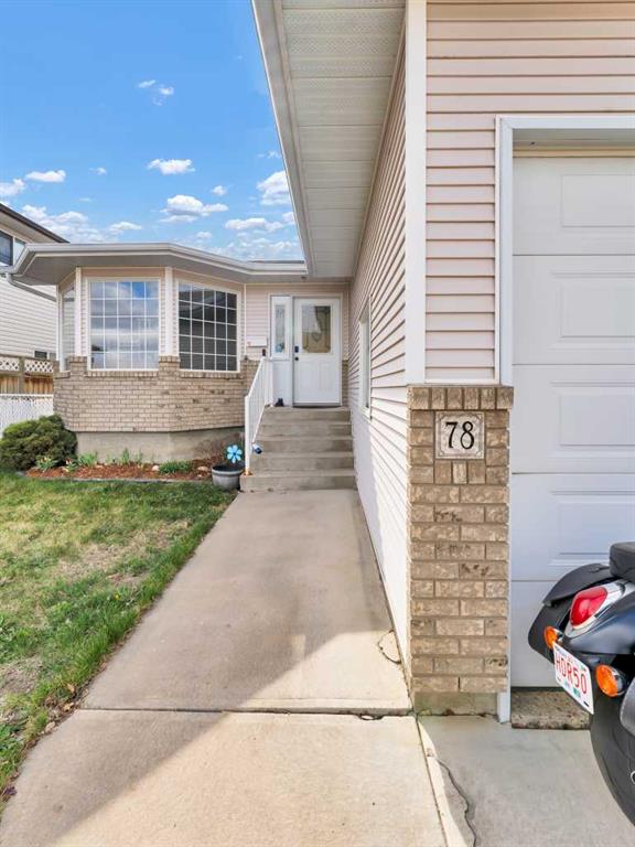 Fifth View of 78 Stein Close SE, SE Southridge, Medicine Hat, Alberta, T1B4M8