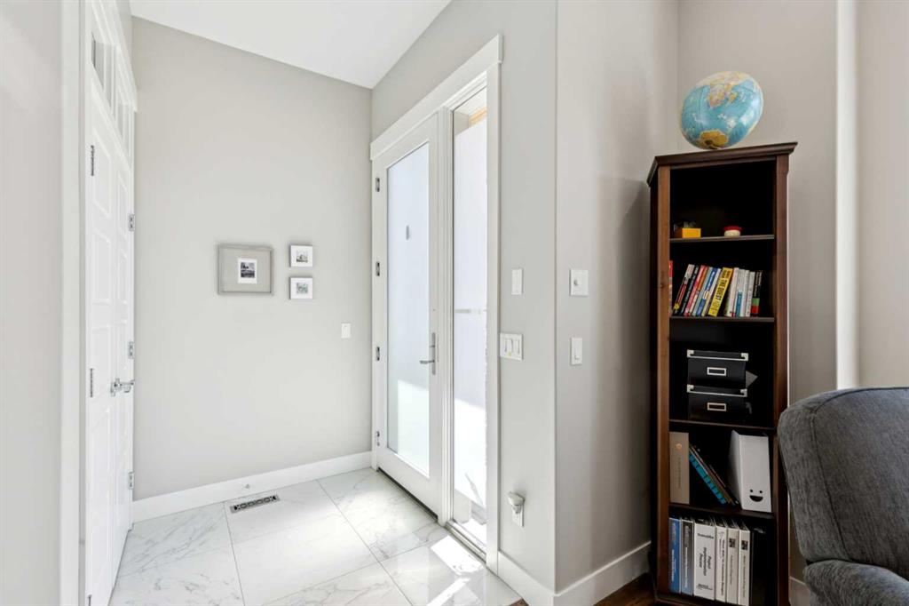 Fourth View of 646 24 Avenue NW, Mount Pleasant, Calgary, Alberta, T2M 1X5