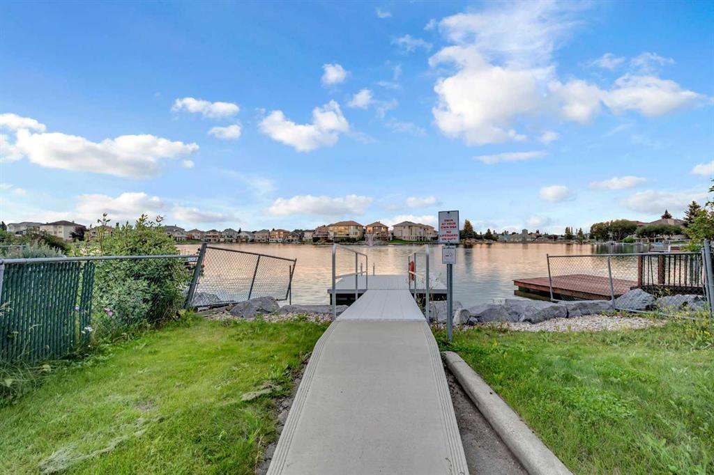 Fifth View of 208 Coral Shores Bay NE, Coral Springs, Calgary, Alberta, T3J 3J6