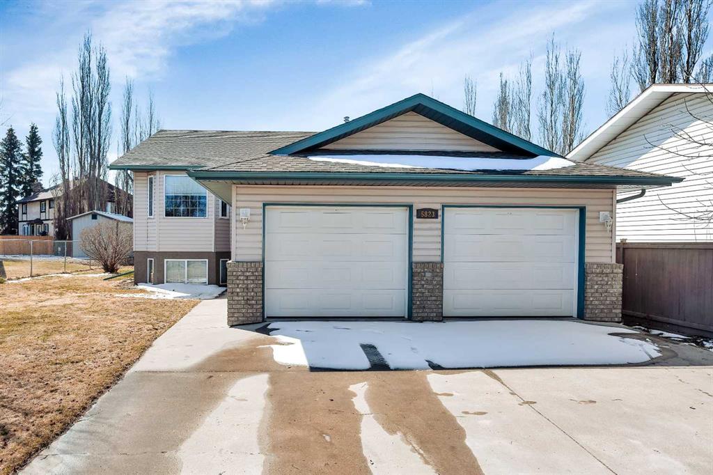 Third View of 5823 60 Avenue , NONE, Rocky Mountain House, Alberta, T4T 1K2