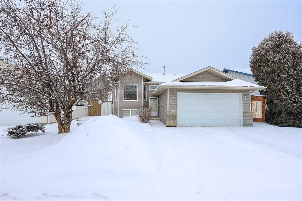 Second View of 77 Duval Crescent , Davenport, Red Deer, Alberta, T4R 2Y7