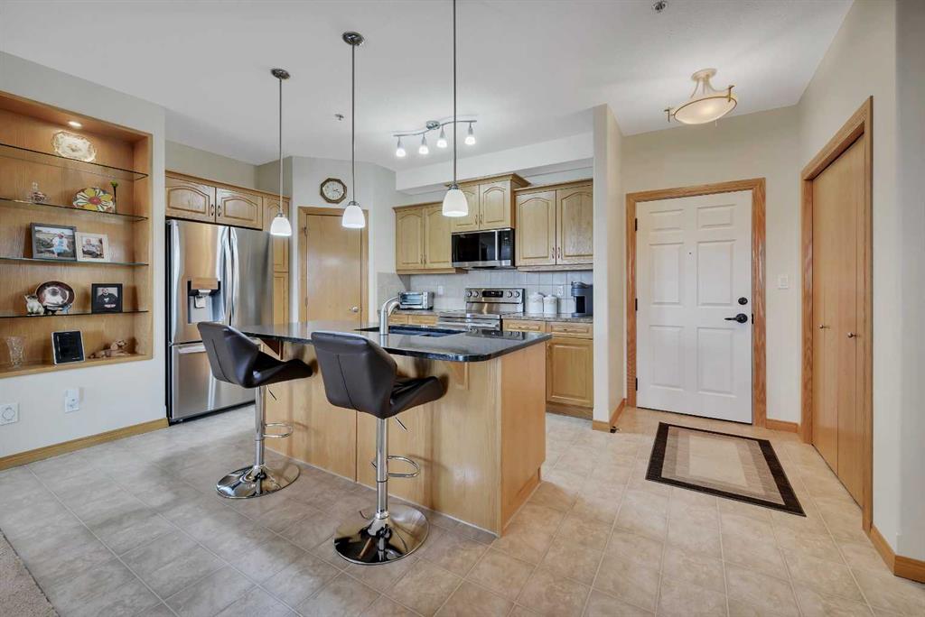 Fourth View of 310, 5213 61 Street , Highland Green Estates, Red Deer, Alberta, T4N 6N5