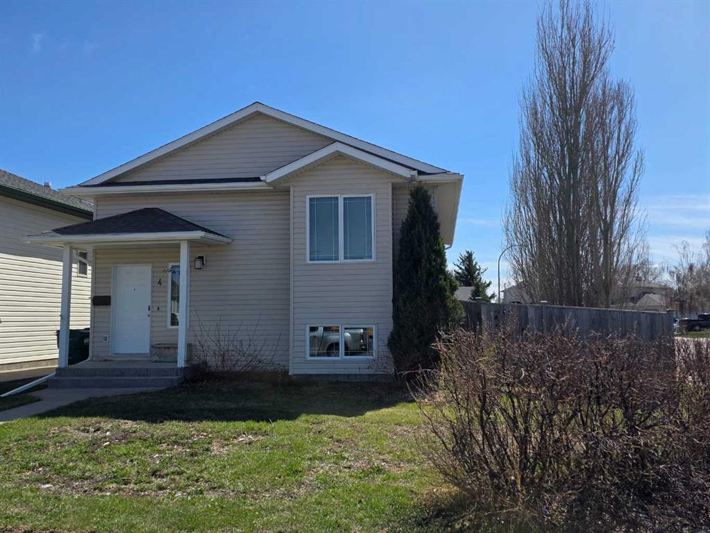Second View of 4 St James Boulevard N, St Edwards, Lethbridge, Alberta, T1H6M5