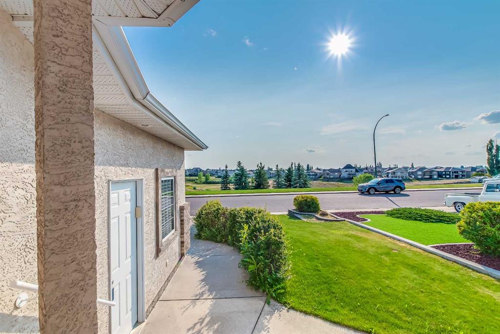 Fifth View of 87 Sunrise Road SW, SW Southridge, Medicine Hat, Alberta, T1B5S3