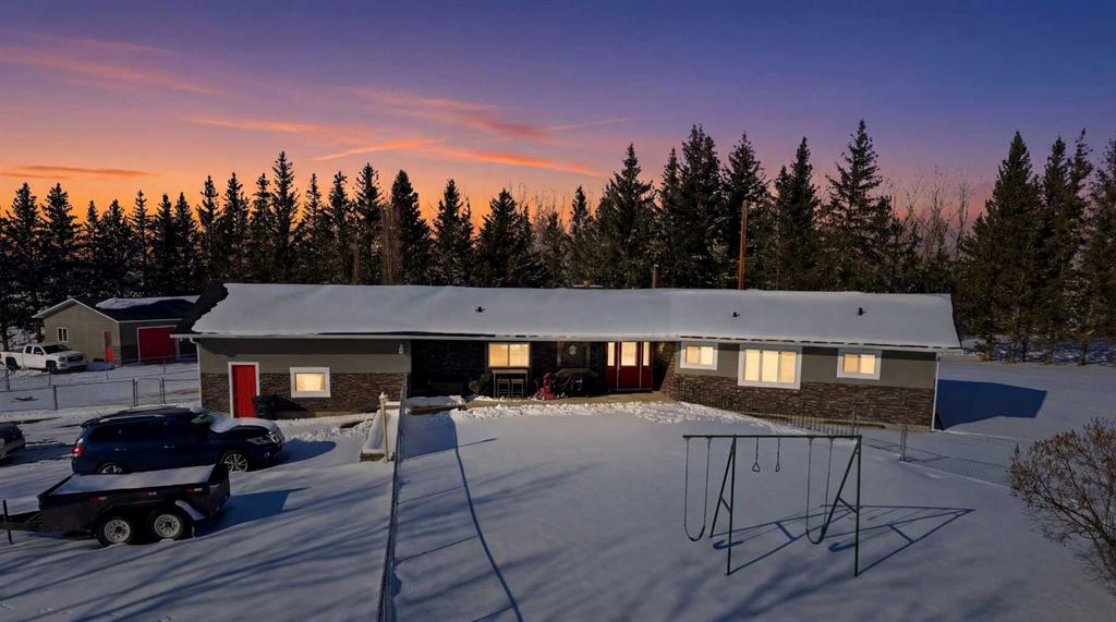 261161 Mountain View Road , A2304844, Alberta,