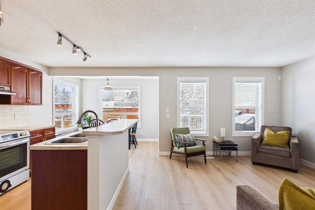 Fourth View of 216 Covepark Green NE, Coventry Hills, Calgary, Alberta, T3K 6K9