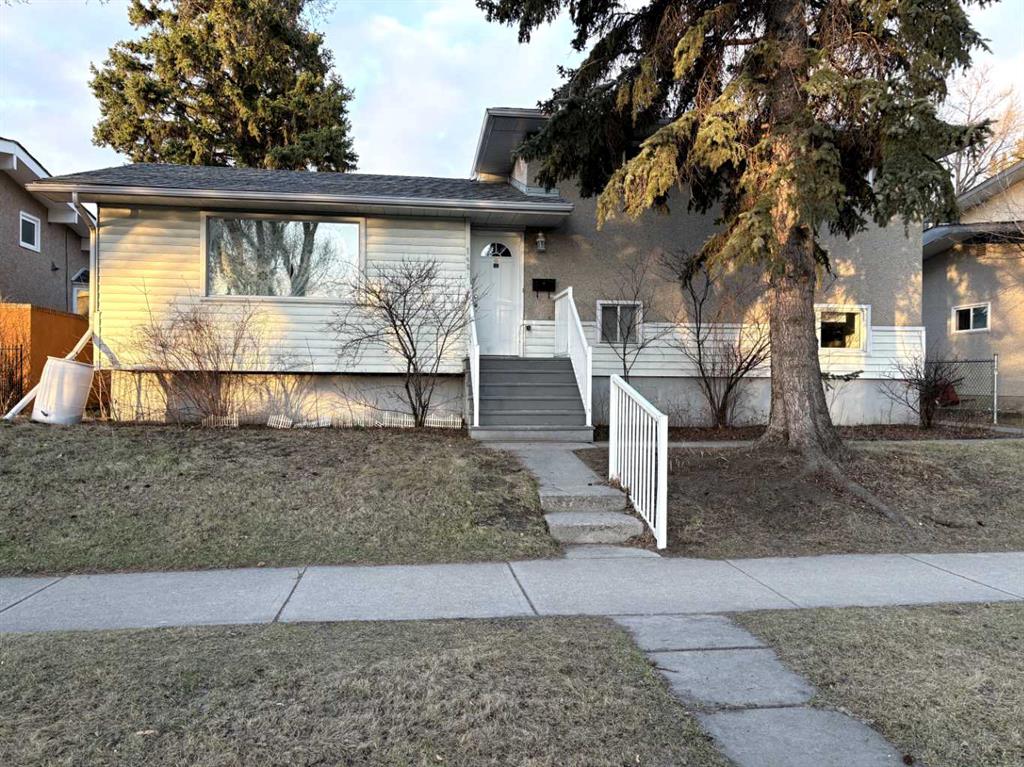 Second View of 1407 Northmount Drive NW, Brentwood, Calgary, Alberta, T2L 0G4