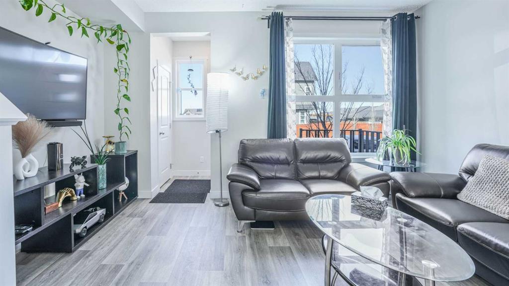 Fourth View of 100 Carringvue Way NW, Carrington, Calgary, Alberta, T3P1K7