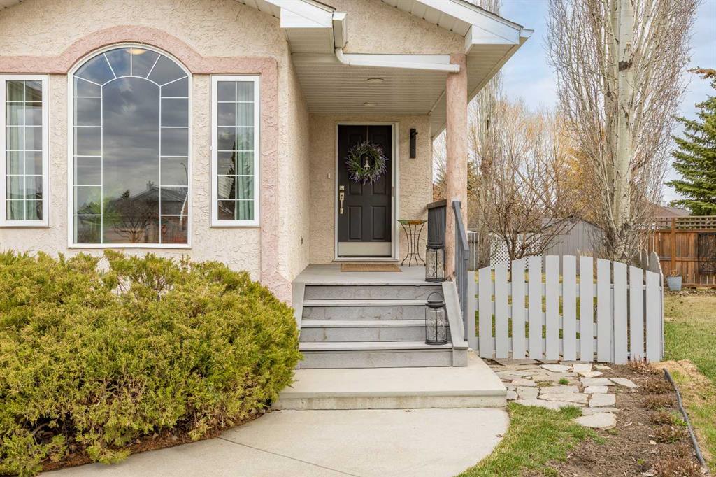 Third View of 912 High Country Place NW, High River Golf Course, High River, Alberta, T1V 1E3