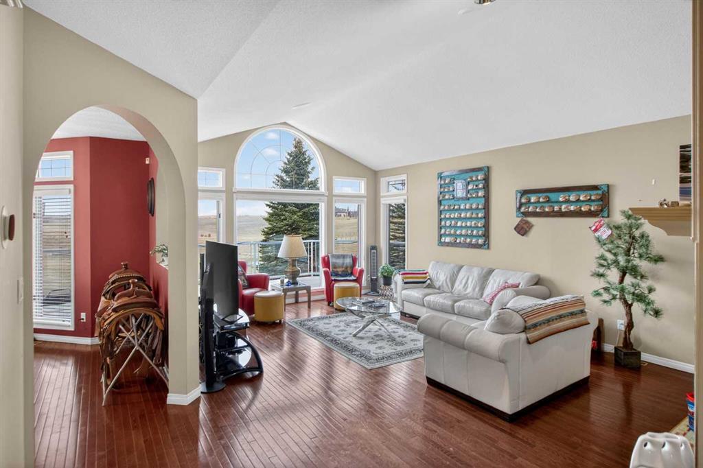 Fifth View of 45 Country Lane Drive , Country Lane Estates, Rural Rocky View County, Alberta, T2P 2G5