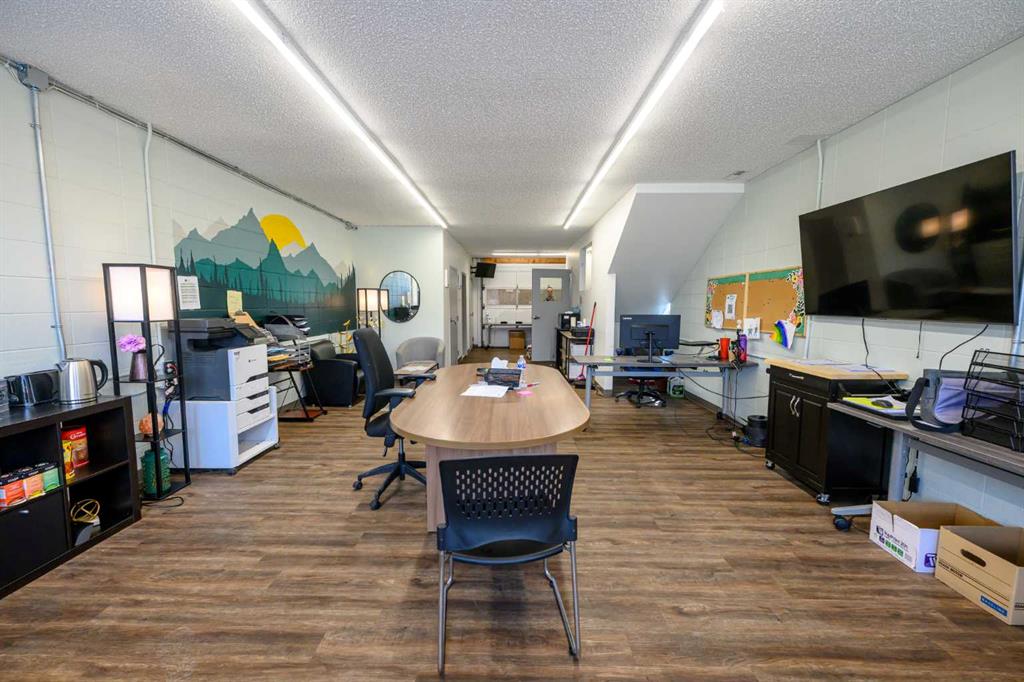 Fifth View of 10013 110 Avenue , Central Business District, Grande Prairie, Alberta, T8V 0V2