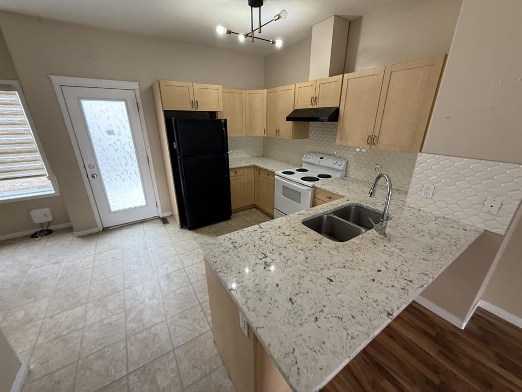 Fourth View of 204, 111 Tarawood Lane NE, Taradale, Calgary, Alberta, T3J 0C1