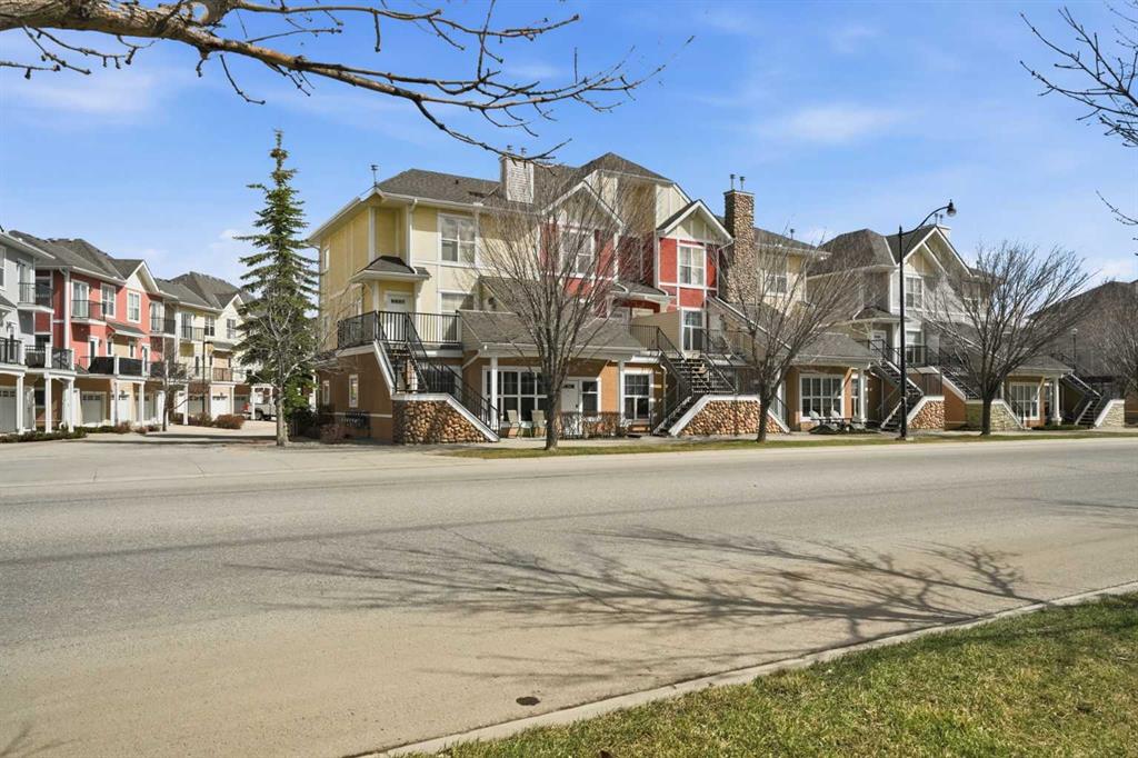 Third View of 744 73 Street SW, West Springs, Calgary, Alberta, T3H 5V9