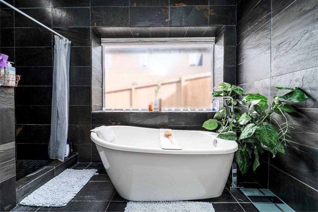 Third View of 2, 351 Skeena Crescent W, Garry Station, Lethbridge, Alberta, T1J 5K3