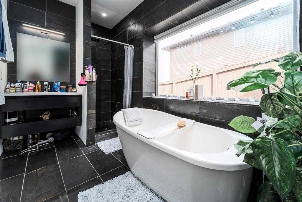 Fourth View of 2, 351 Skeena Crescent W, Garry Station, Lethbridge, Alberta, T1J 5K3