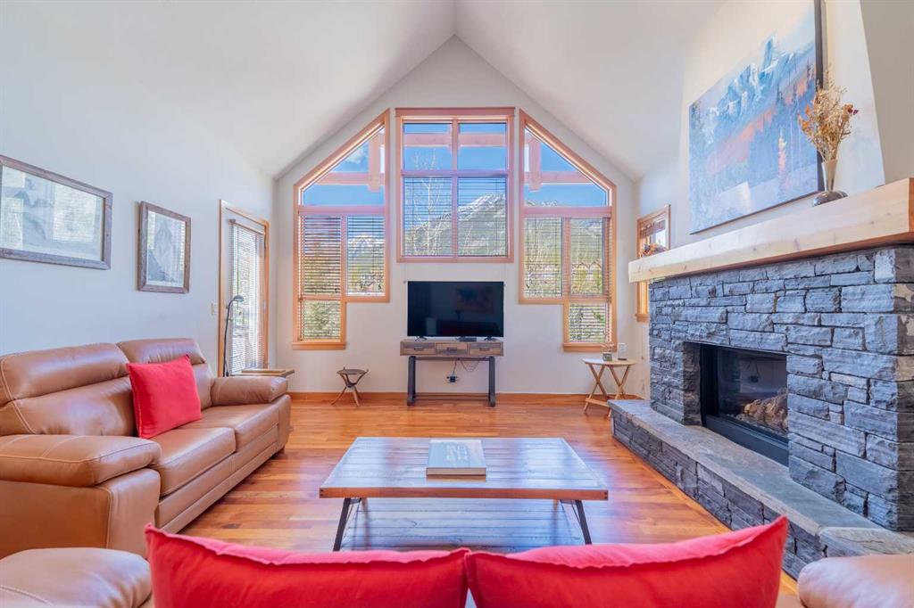 302, 801 Benchlands Trail , A2305043, Alberta,