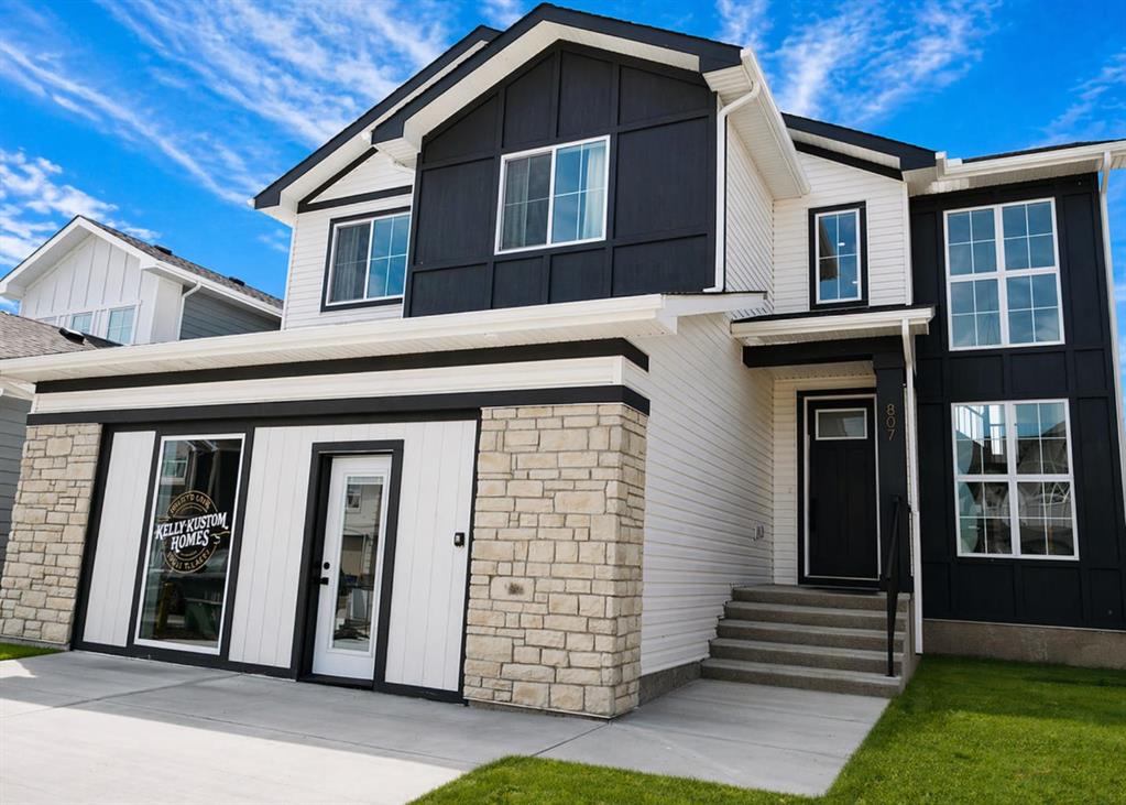 Third View of 807 Lakewood Circle , Lakewood, Strathmore, Alberta, T1P 0G8