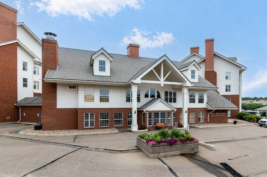 Fourth View of 331, 29 River Ridge Drive NW, Riverside, Medicine Hat, Alberta, T1A 8V3