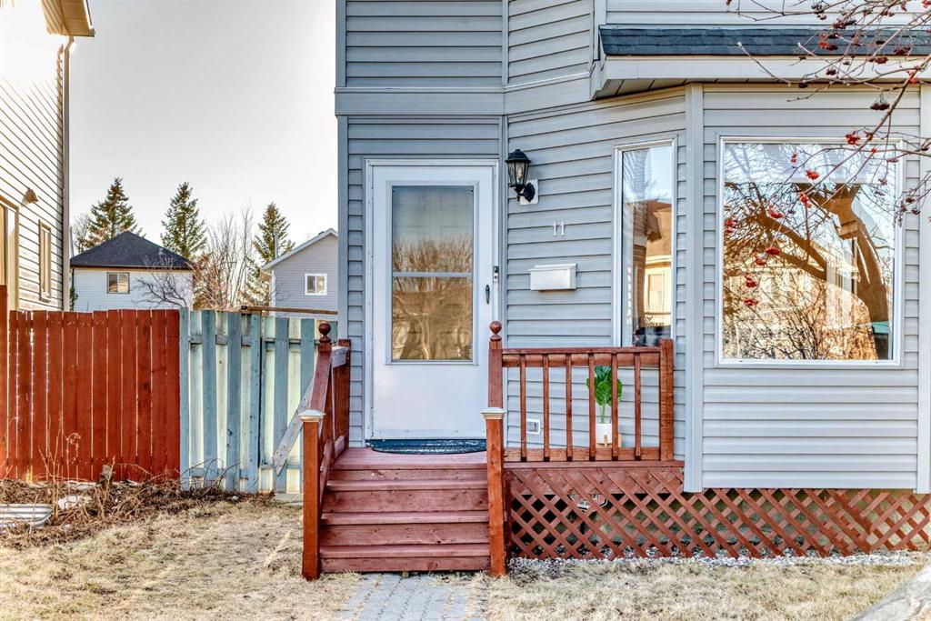 Fourth View of 11 MARTINRIDGE Place NE, Martindale, Calgary, Alberta, T3J 3B8