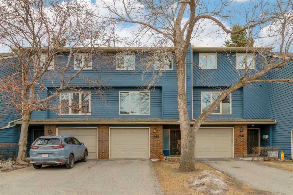 Second View of 256 Point Mckay Terrace NW, Point McKay, Calgary, Alberta, T3B 4V6