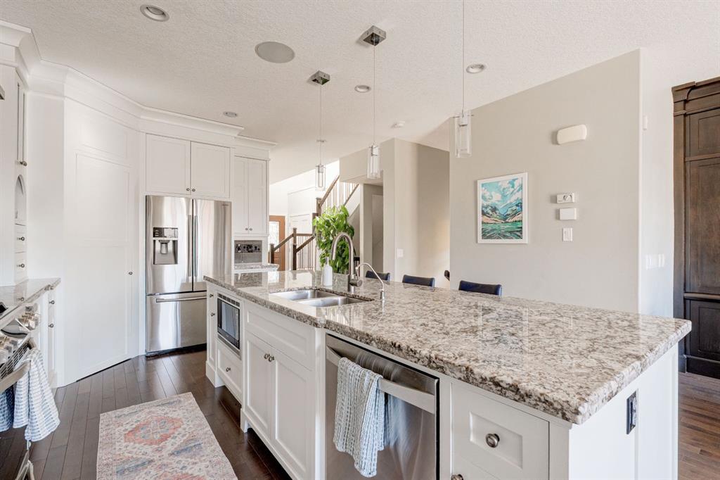 Fourth View of 3529 3 Avenue SW, Spruce Cliff, Calgary, Alberta, T3C 0A7