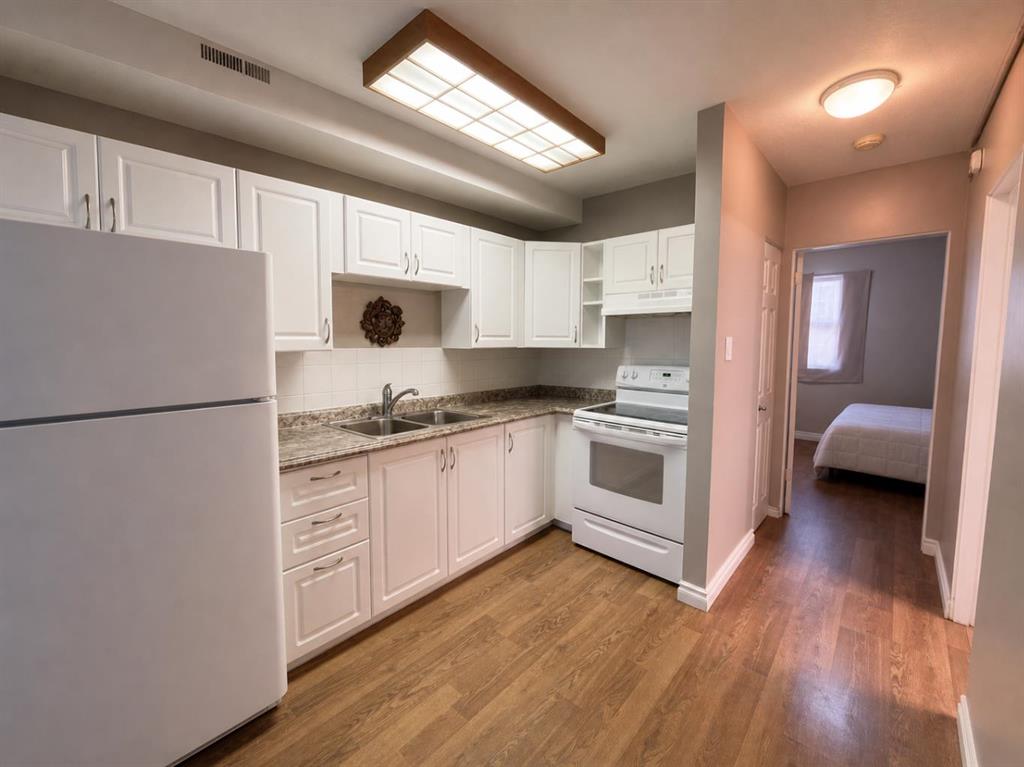 Fourth View of 2, 1327 Scenic Drive S, Agnes Davidson, Lethbridge, Alberta, T1K1M3