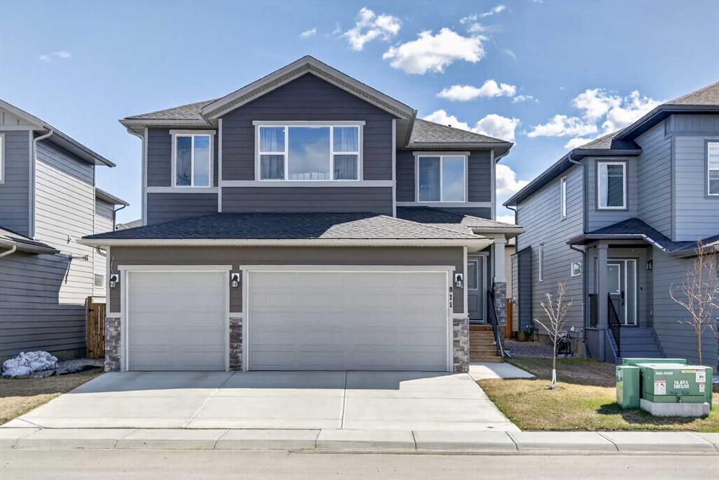 811 Mandalay Link , A2305316, Alberta,