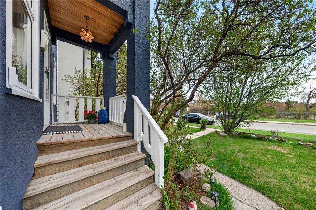 Fifth View of 2013 26 Street SW, Killarney/Glengarry, Calgary, Alberta, T3E 2A3
