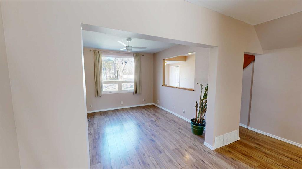 Fourth View of 631 6 Street S, London Road, Lethbridge, Alberta, T1J 2E4