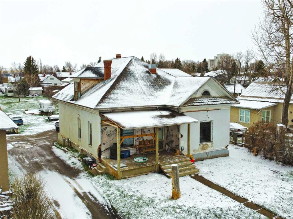 162 2 Avenue W, A2305358, Alberta,