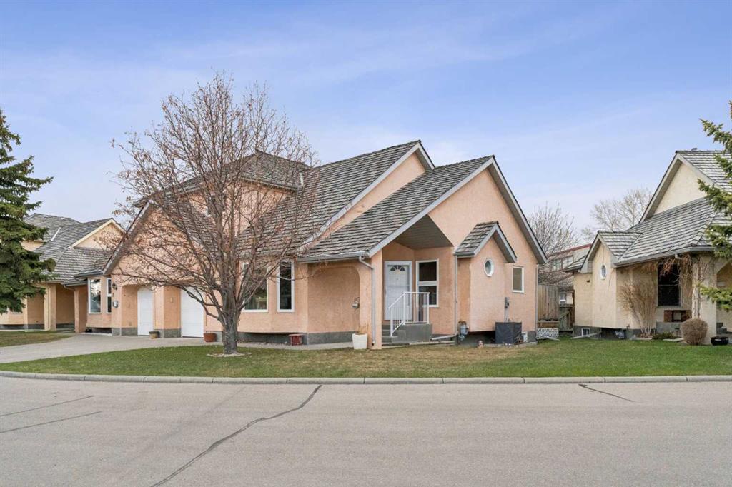 Second View of 8, 26 Quigley Drive , West Valley, Cochrane, Alberta, T4C 1M2