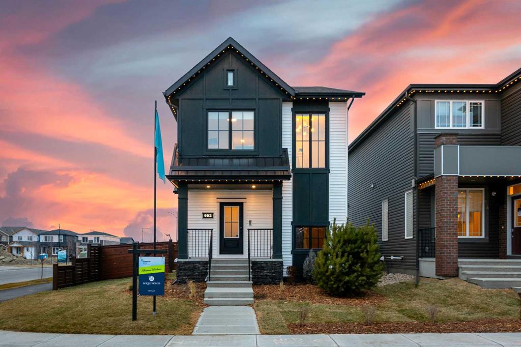 902 Chinook Winds Meadow SW, A2305384, Alberta,
