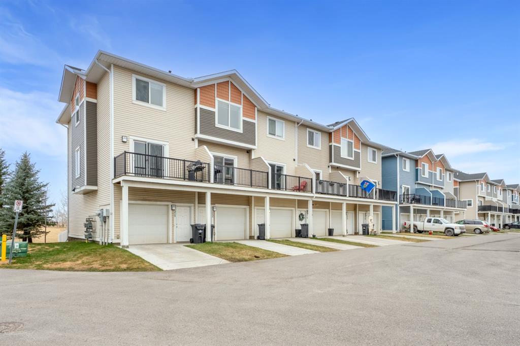 Third View of 22 Stonehouse Crescent NW, Eagleview Estates, High River, Alberta, T1V 0G4