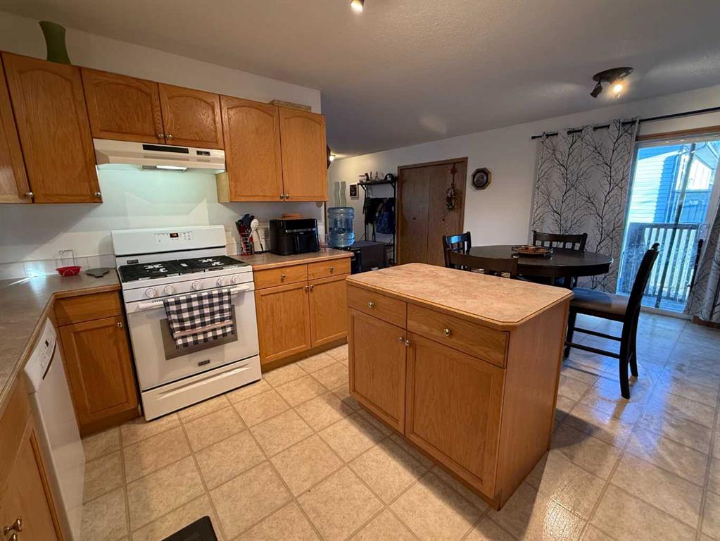 Fifth View of 14 Stephens Crescent , NONE, Whitecourt, Alberta, T7S 1V7