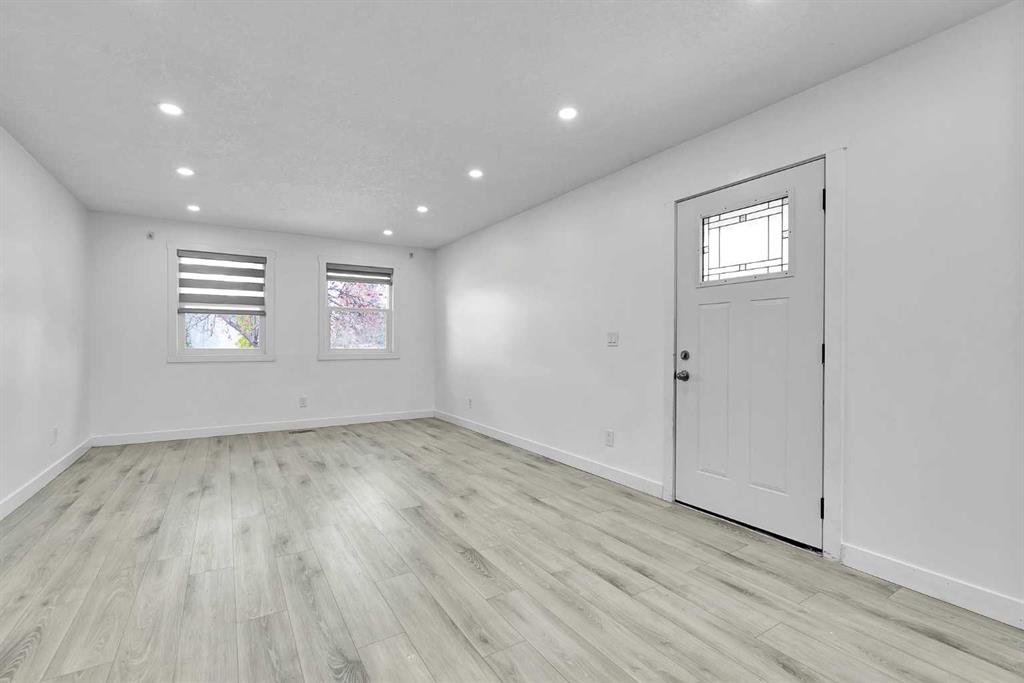 Fifth View of 611 Penbrooke Road SE, Penbrooke Meadows, Calgary, Alberta, T2A 3S9