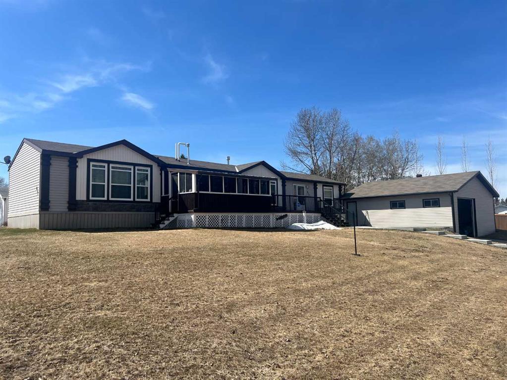 Second View of 812 5 A Street , NONE, Fox Creek, Alberta, T0H 1P0
