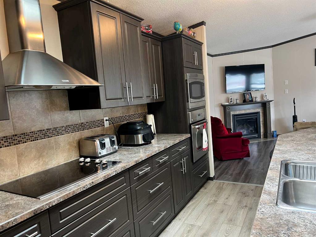 Fifth View of 812 5 A Street , NONE, Fox Creek, Alberta, T0H 1P0