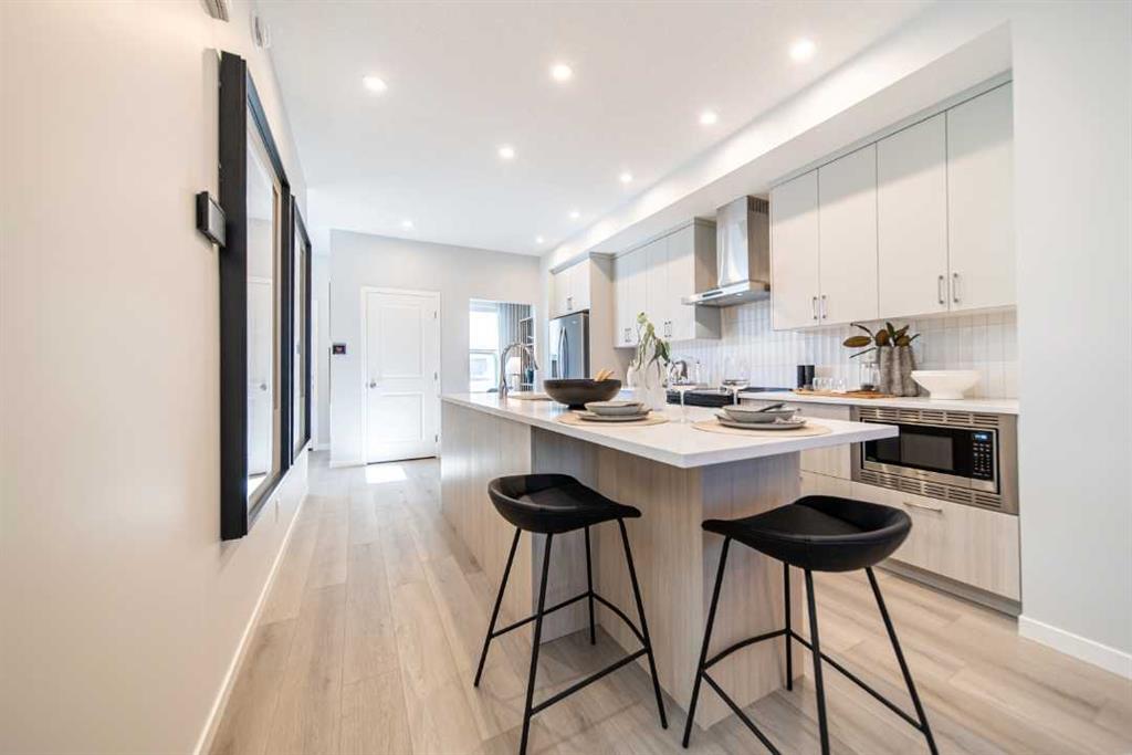 19712 40 Street SE, A2305481, Alberta,