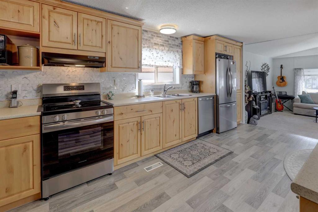 Fourth View of 256 Burroughs Circle NE, Monterey Park, Calgary, Alberta, T1Y 6K3