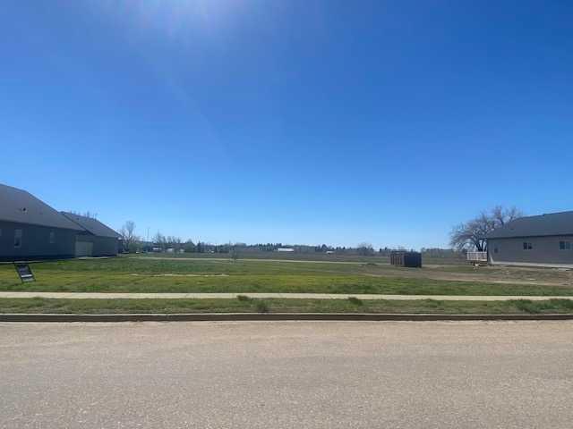 113 Upland Boulevard W, A2305492, Alberta,