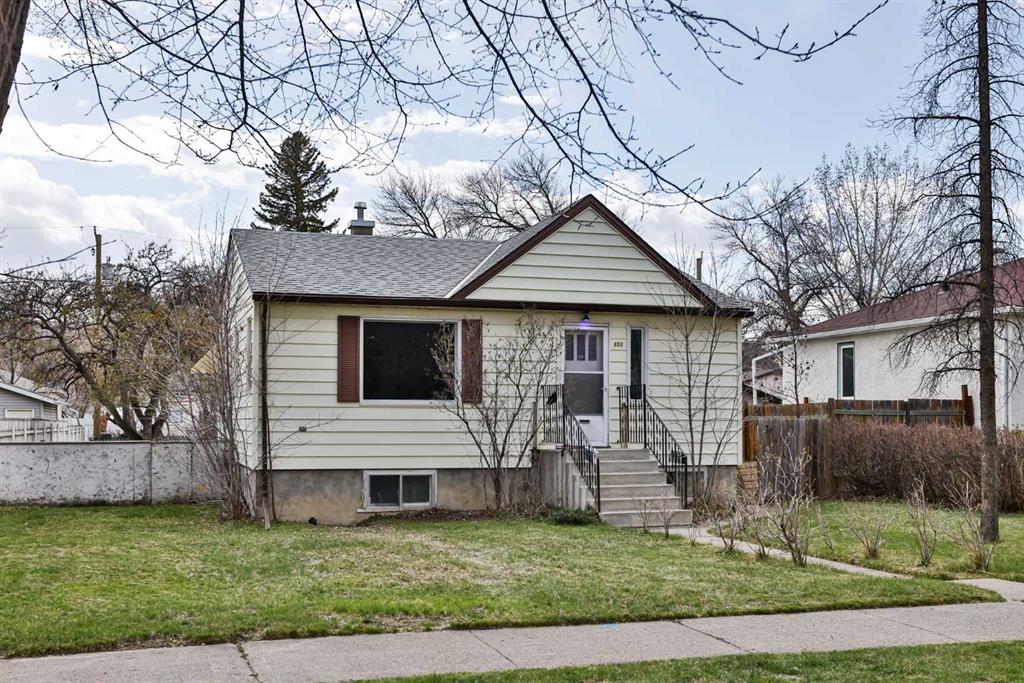 950 21 Street S, A2305505, Alberta,
