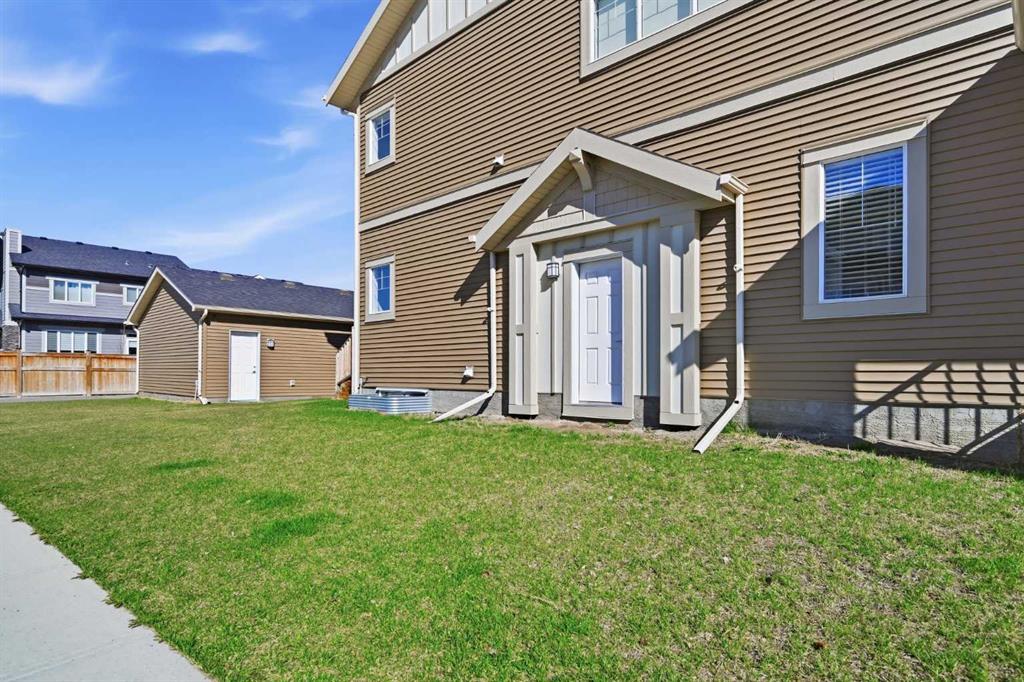 Fourth View of 231 Sundown Road , Sunset Ridge, Cochrane, Alberta, T4C 2R3