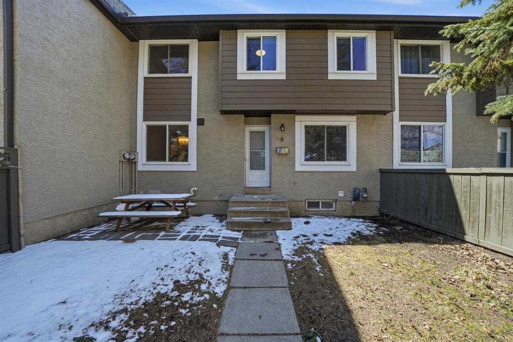8, 4936 DALTON Drive NW, A2305538, Alberta,