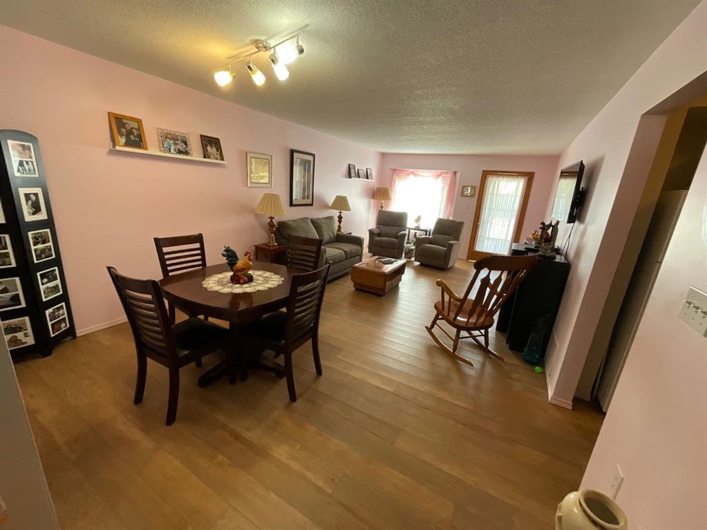 Fifth View of 4630 42 StreetCrescent , Parkvale, Red Deer, Alberta, T4N 6Y6