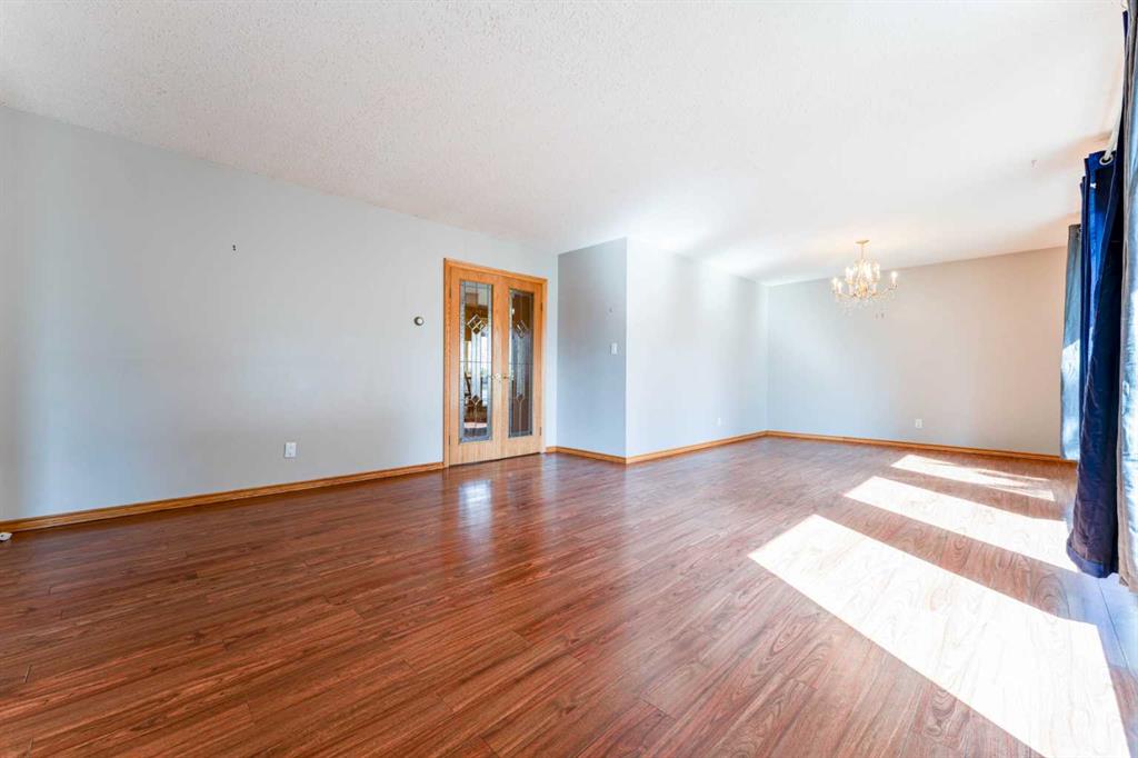 Fourth View of 5306 57 Avenue , NONE, Olds, Alberta, T4H 1J3