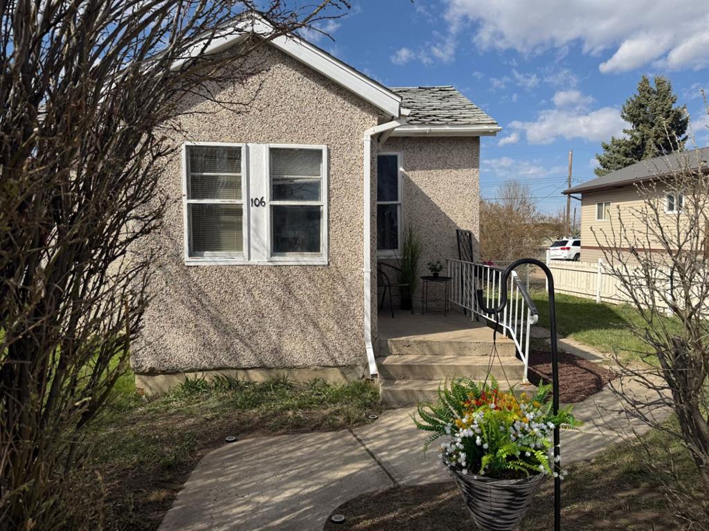106 2 Avenue E, A2305566, Alberta,