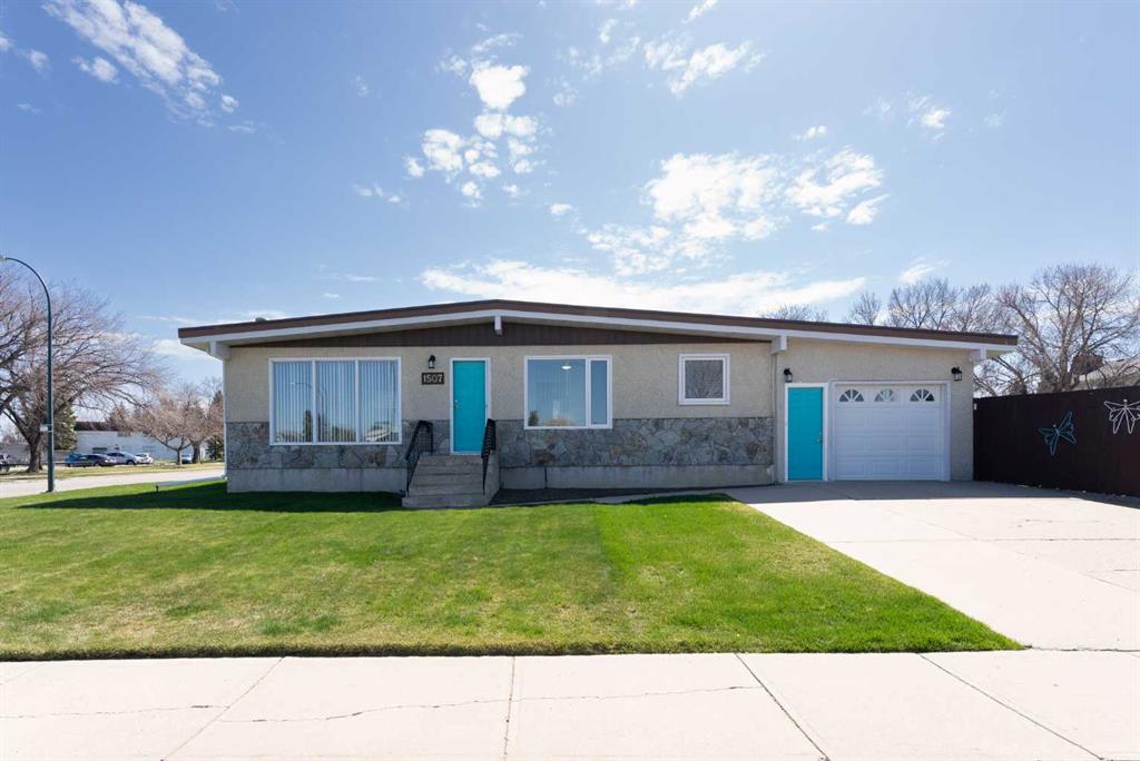 1507 Ashgrove Road S, A2305597, Alberta,